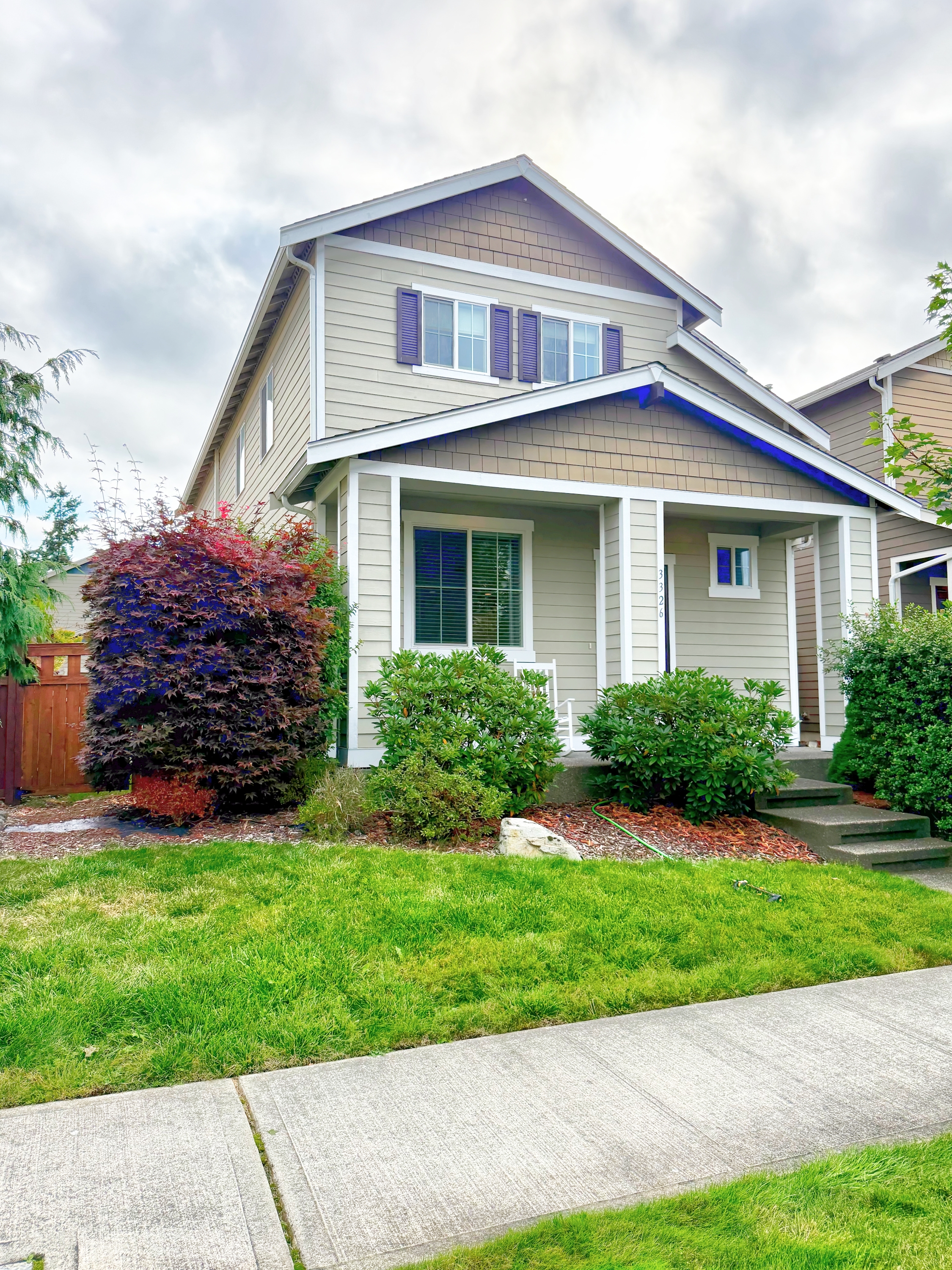 3326 Hydra Street Northeast