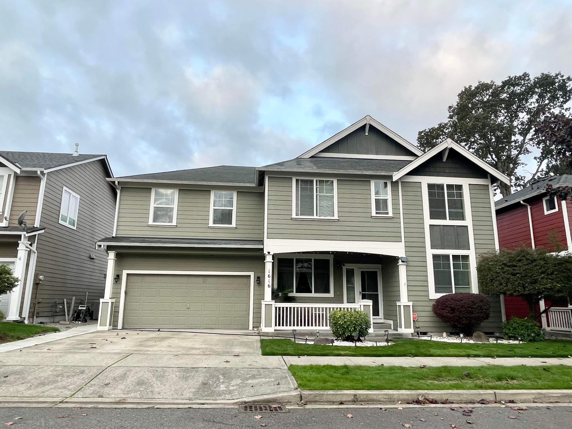 1616 Farina Loop Southeast